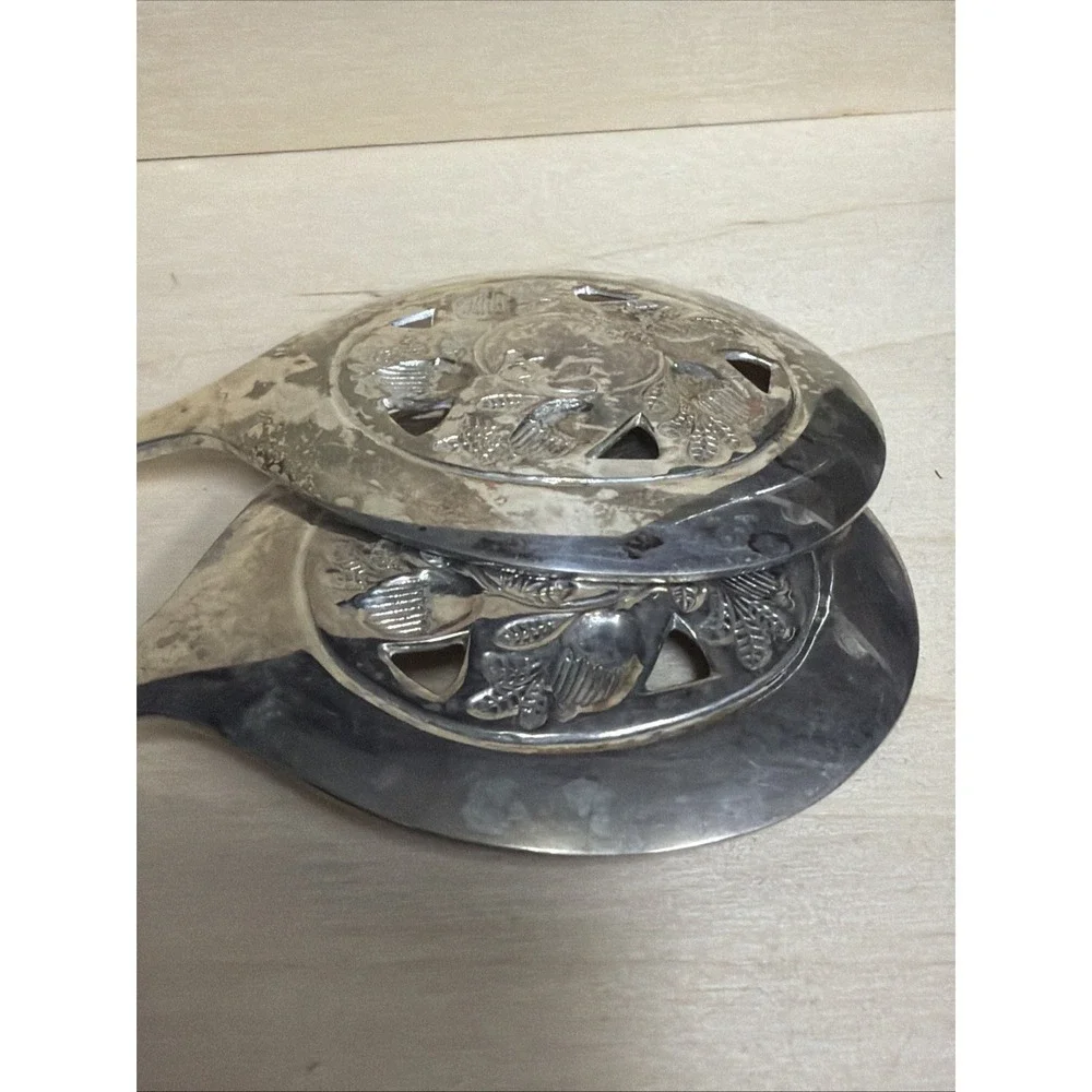 Godinger & Co. Silver Plate Tomato Or Berry Serving Spoon Set‎ Of 2